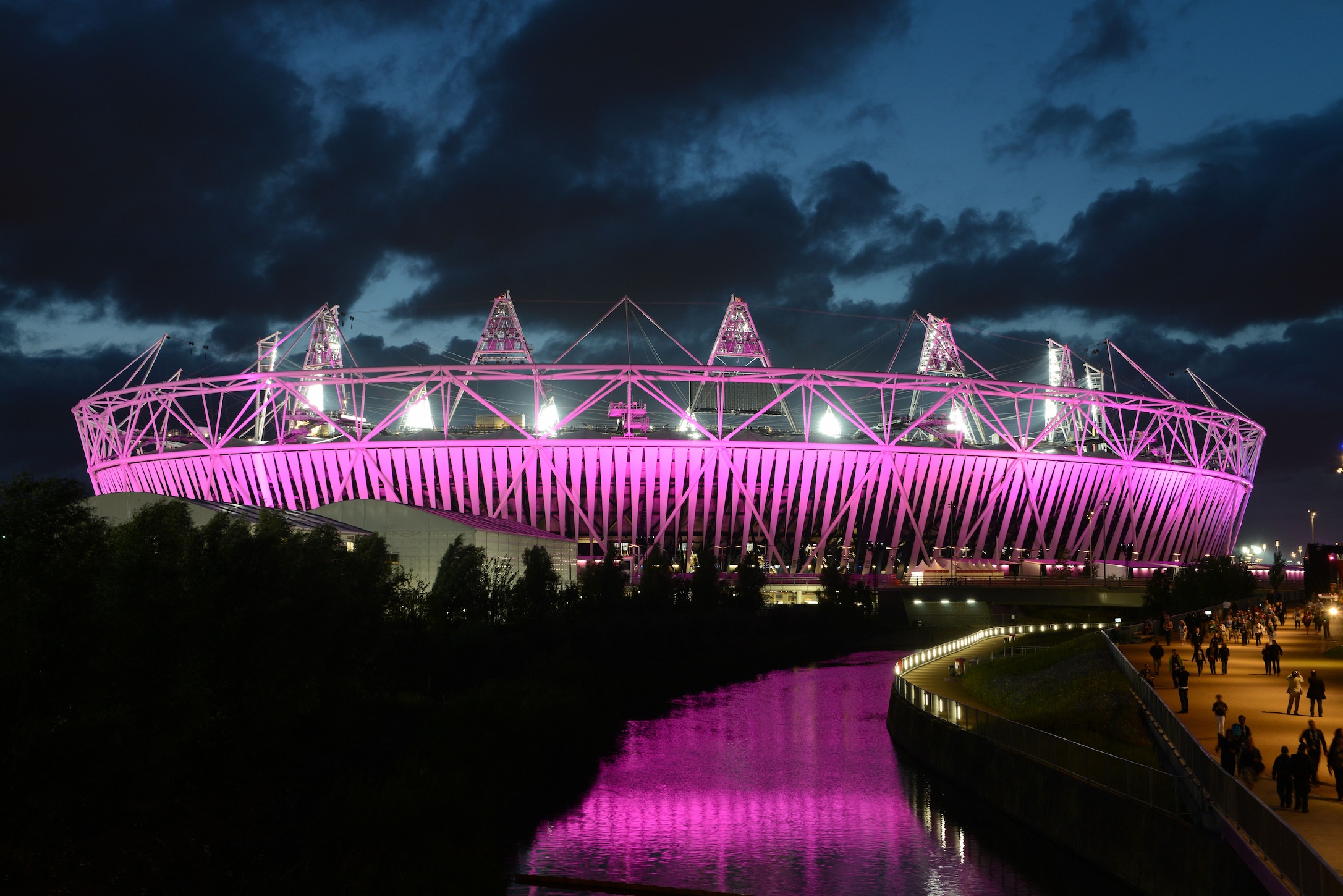 Olympisch Stadion In Londen Behang 3D - Gelijmde